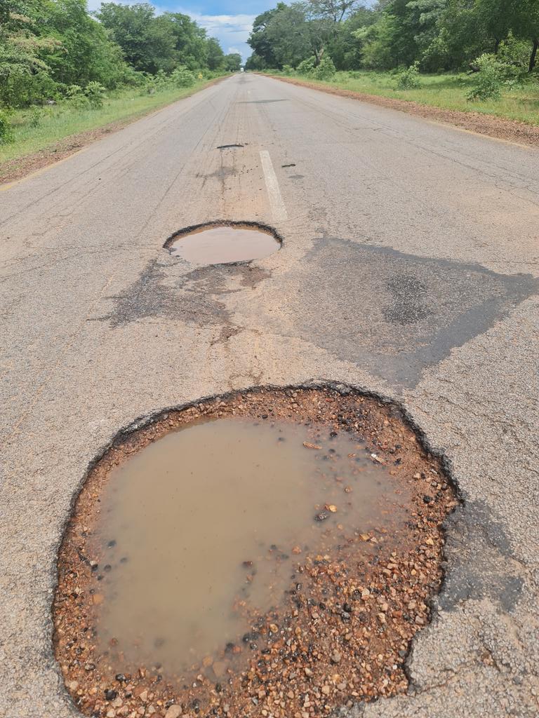 BrezhMalaba's tweet photo. I have just returned from a trip to Matabeleland North province. It was an emotional roller coaster. On one hand, one's soul is rejuvenated by the remarkable hospitality of local communities, the splendour of Mother Nature and the rich cultural heritage of a diverse region. https://t.co/1SVNVDr4lB