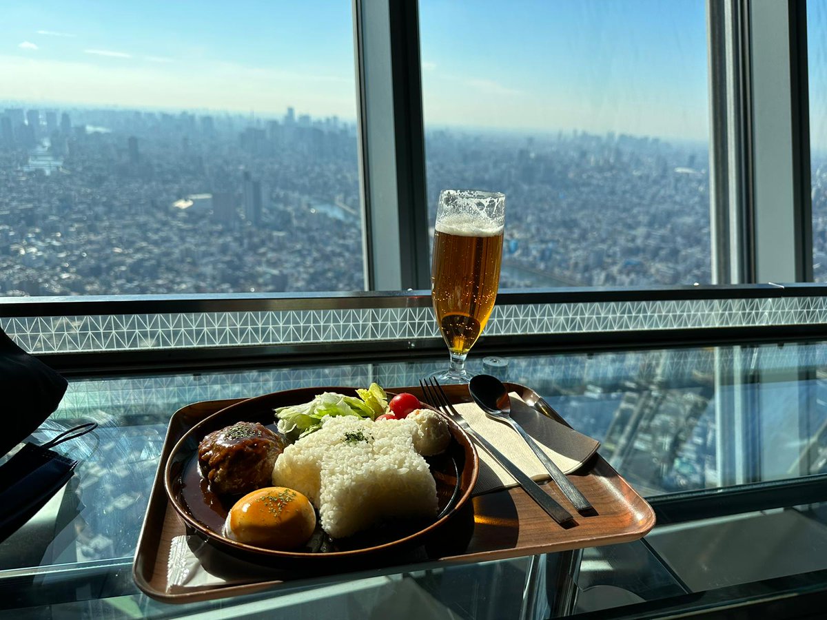Fysliu's tweet photo. JAPAN TOKYO

Sky tree
My sister was transiting in Japan, so she dropped in to the long-lost Japan

I want to go too🤩😍

#JapanIsOpen https://t.co/RfmfgPSJAg