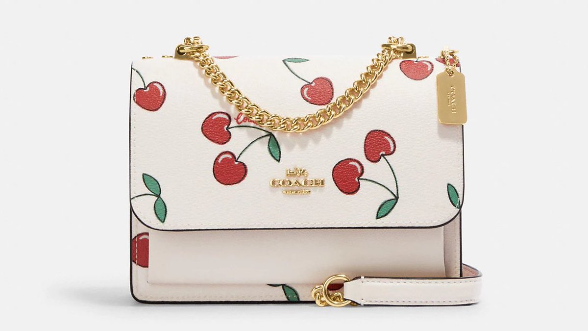 miffybety's tweet photo. coach new collection ที่จะเปิดขายเ���็วๆนี้ค่า น่ารักเกินเรื่องสุดๆเลยย ☁️🍒✨ https://t.co/uXLra2Z0Zi