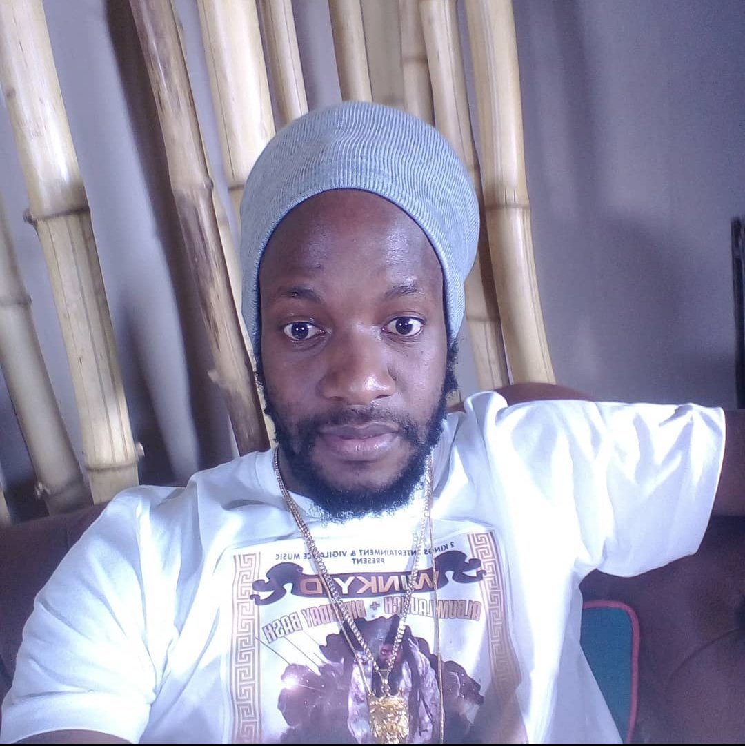 bosskimhucci's tweet photo. Who Deserve the GAFFA name...?

Retweet for WINKY D   Like For JAVA https://t.co/hSET04gDiA