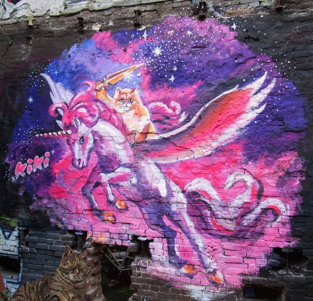 F_erre's tweet photo. Great place to visit : @nicholas_groente_and_fruit, especially when you see artists at work like @kikarty
.
#catmural #streetart #iamsterdam #amsterdamstreetart #visitamsterdam #streetartnetherlands #urbanart #streetart #graffitiart #artinthestreets #mu⦠https://t.co/2B89Ca1cFO https://t.co/1GwE3ZDbRh