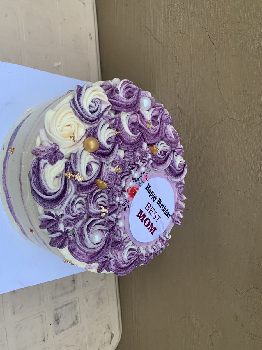 CatererPeculiar's tweet photo. Our budget friendly cakes.
Can get one for as low as N8,500
Send a DM/ What’sapp link in the bio for inquiries https://t.co/DqnFZnKKI3