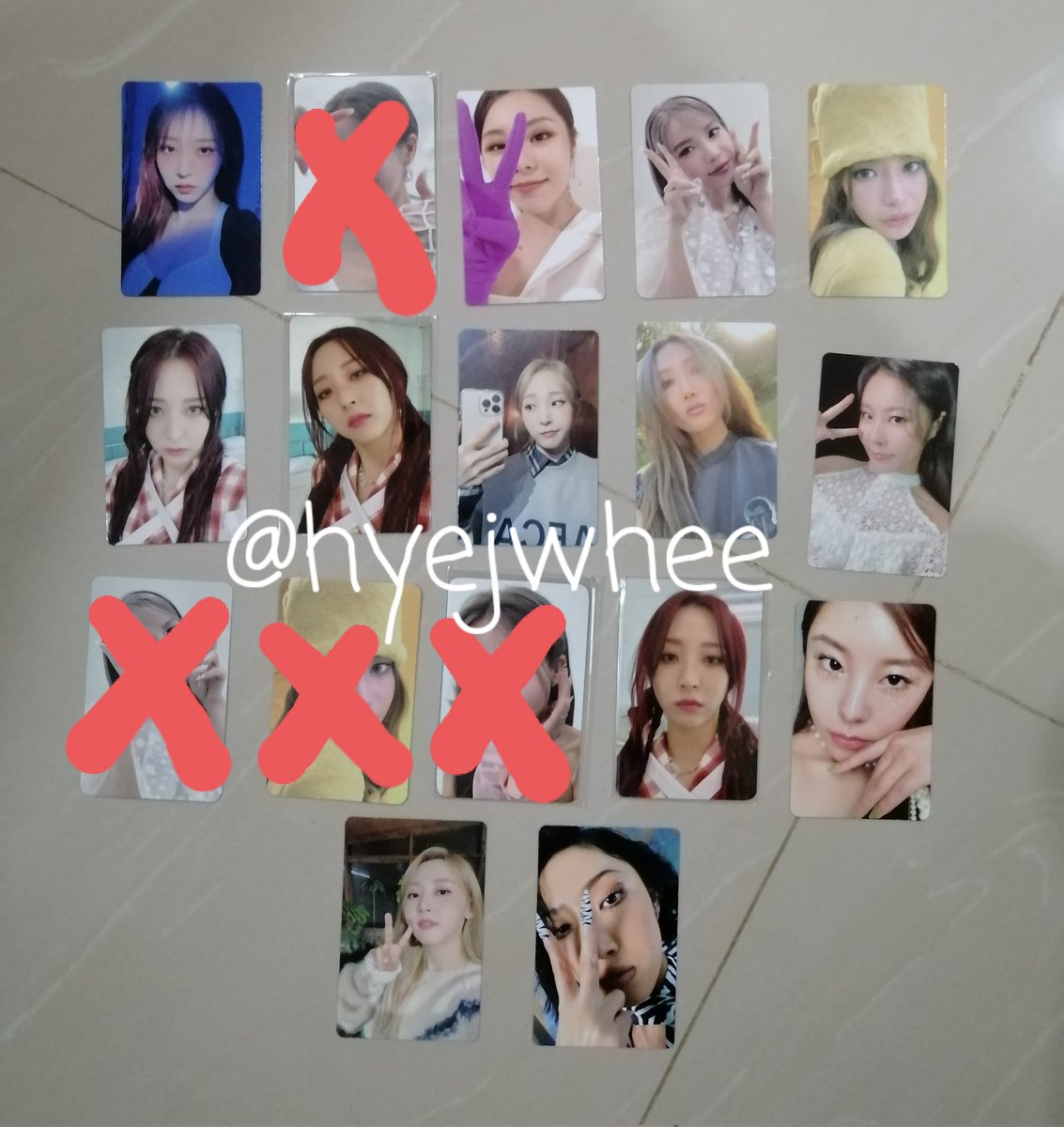 hyejwhee's tweet photo. REPOST

MAMAMOO QUITTING SALE ‼‼‼

Take all for 3.9k only
-Mamamoo Lightstick Moobong 2.0
-Unsealed Albums(travel both ver, red moon, piano man)
-13 photocards

DM to avail😊

wts lfb ph only onhand solar moonbyul wheein hwasa https://t.co/LwIt4yzFNH