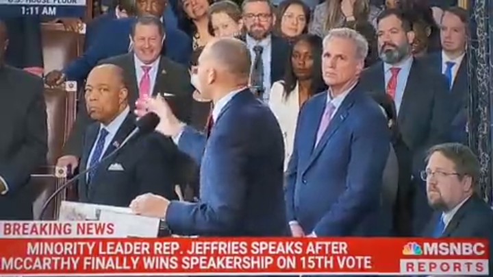 Fam4Fun's tweet photo. @SymoneDSanders @MSNBC American Values
Over
Autocracy

Benevolence
Over
Bigotry

The Constitution
Over
The Cult

Democracy
Over
Demagogues

Economic Opportunity/
Extremism

FREEDOM
Over
Fascism

Governing/
Gaslighting

Hopefulness
Over
Hatred

Inclusion/
Isolation

People
Over
Politics

💙 @RepJeffries https://t.co/GrBW35YKuw