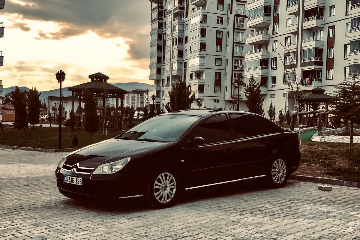 sefa_genc's tweet photo. @CitroenFrance https://t.co/W6CNXqX34L