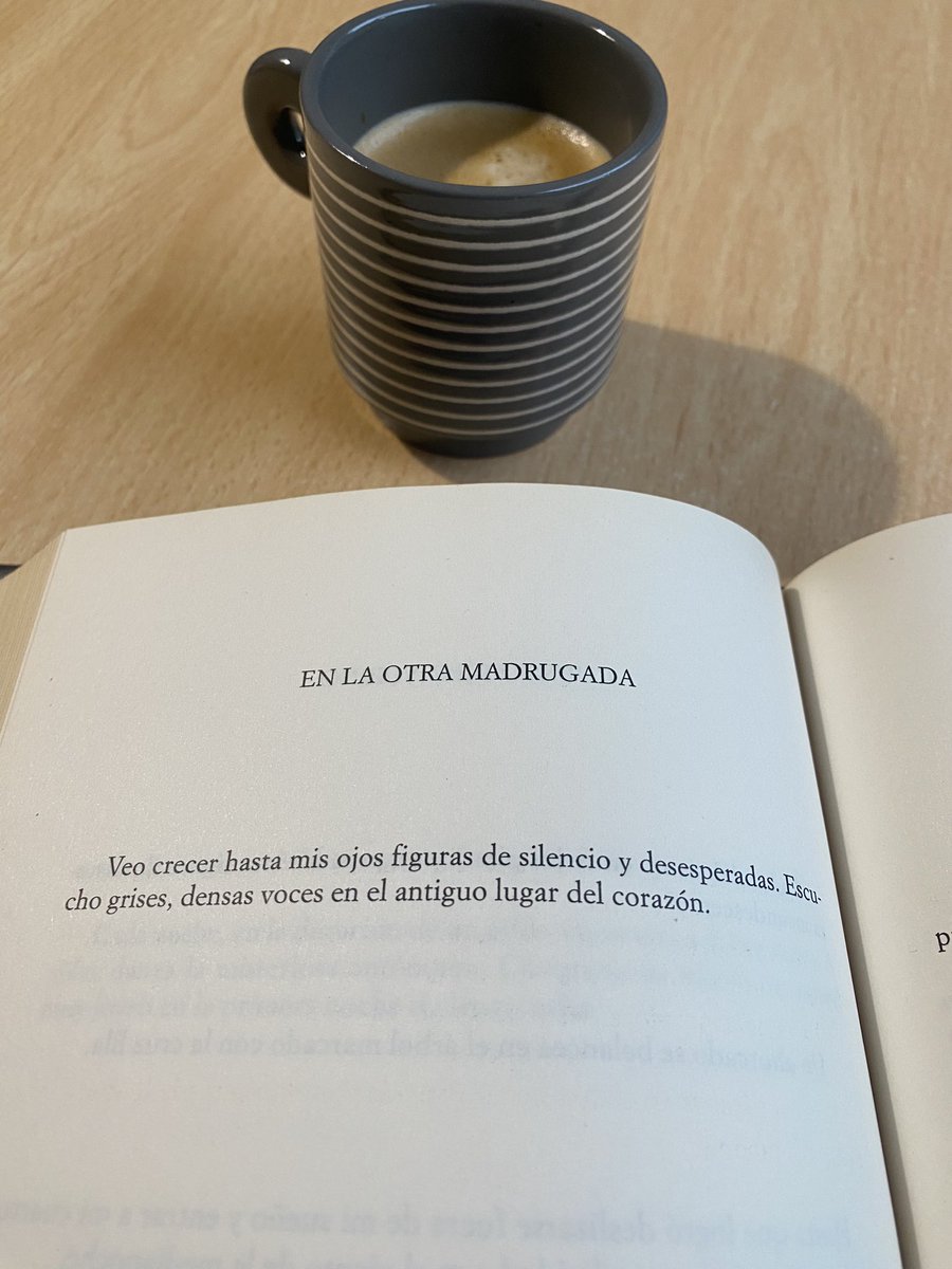 juanjogines's tweet photo. Un café y un poema al despertar. Hoy: En la otra madrugada, Alejandra Pizarnik  #UnCaféYUnPoema #Poesía #LaCuevaDeLosLocos https://t.co/GaBn360Uxb