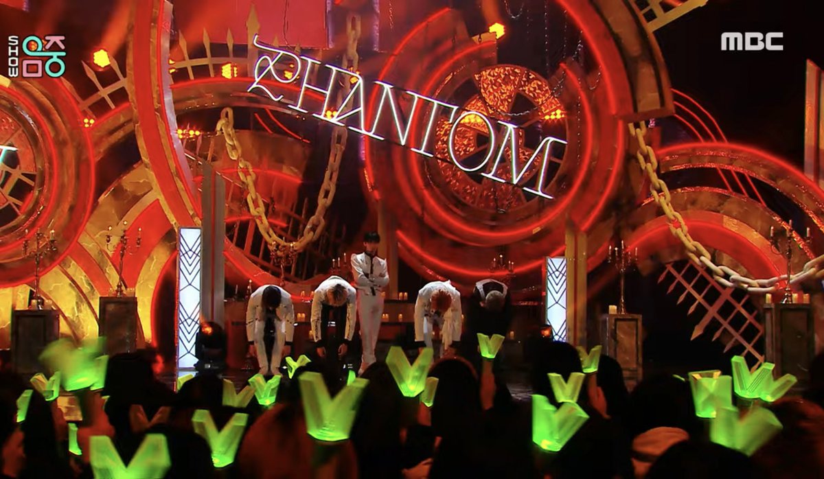 XiaoJunAr's tweet photo. 🔗 || اداء Phantom (النسخه الانجليزية) من مسرح ميوزك كور
🔗 https://t.co/PB15ZjXbhi
#XIAOJUN #肖俊 #샤오쥔
#XIAOJUN_ForPHANTOM
#Phantom_MusicCore https://t.co/heh35kKEVe