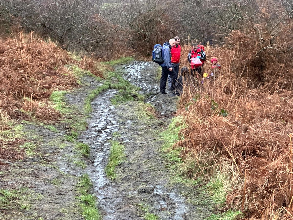 edalemrt's tweet photo. Incident 3
6/1/23
Odin Mine 
A couple out for a days walk from Castleton when when one slipped on a  muddy path below Odin Mine and sustained an ankle injury. The team responded and treated the injuries before a short evacuation back up to the road.  https://t.co/1BWSJX6I0W https://t.co/iuCgbirB7V