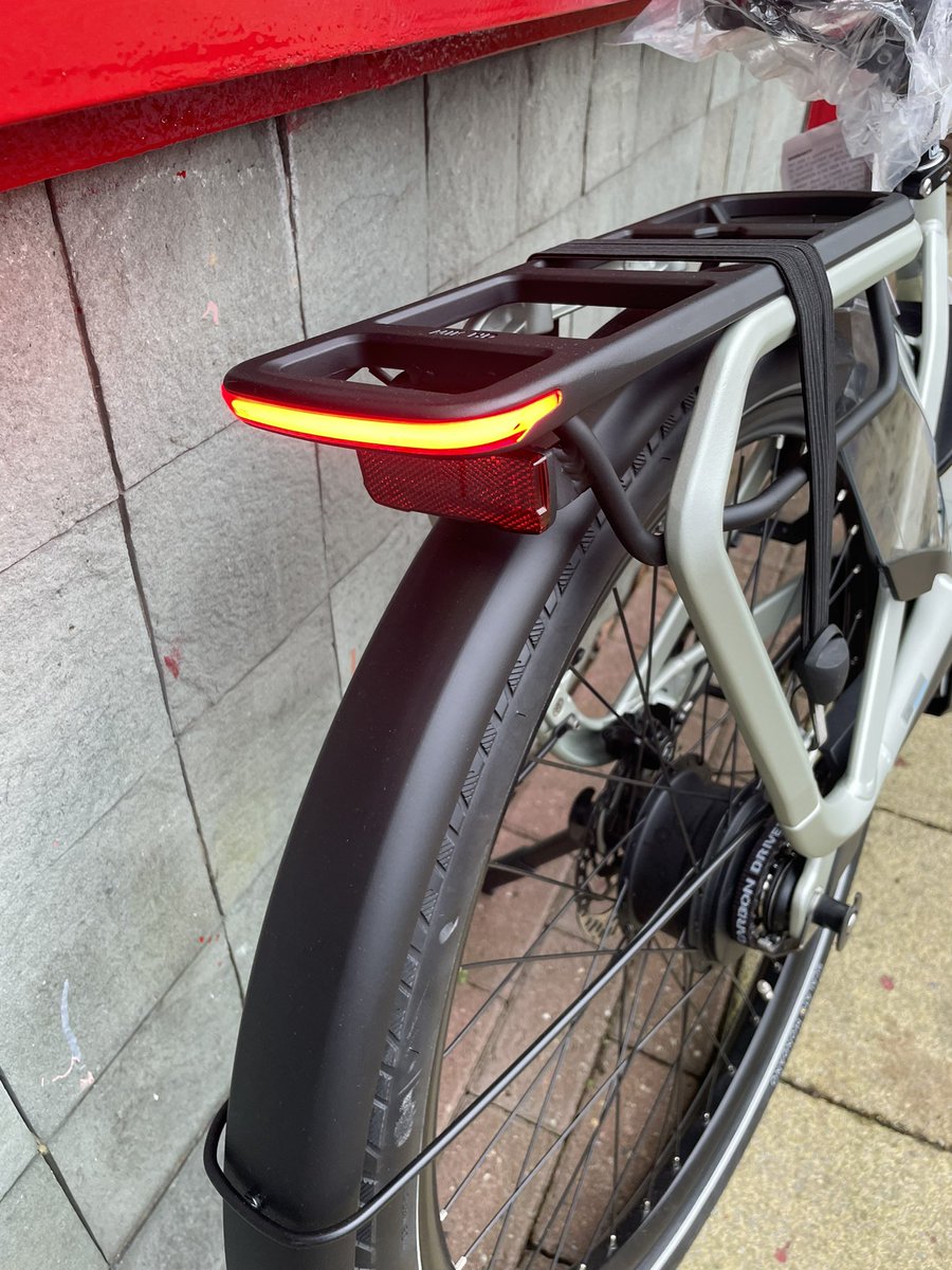 Closest thing to an armchair! We’ve ever tested! Gazelle Avignon belt-drive 625Wh Bosch ebike. Sail through 2023 on a Gazelle. Roadworks!!! Pah! What Roadworks? #cyclecommuter #gazelleebike #gazellebikes #Preston