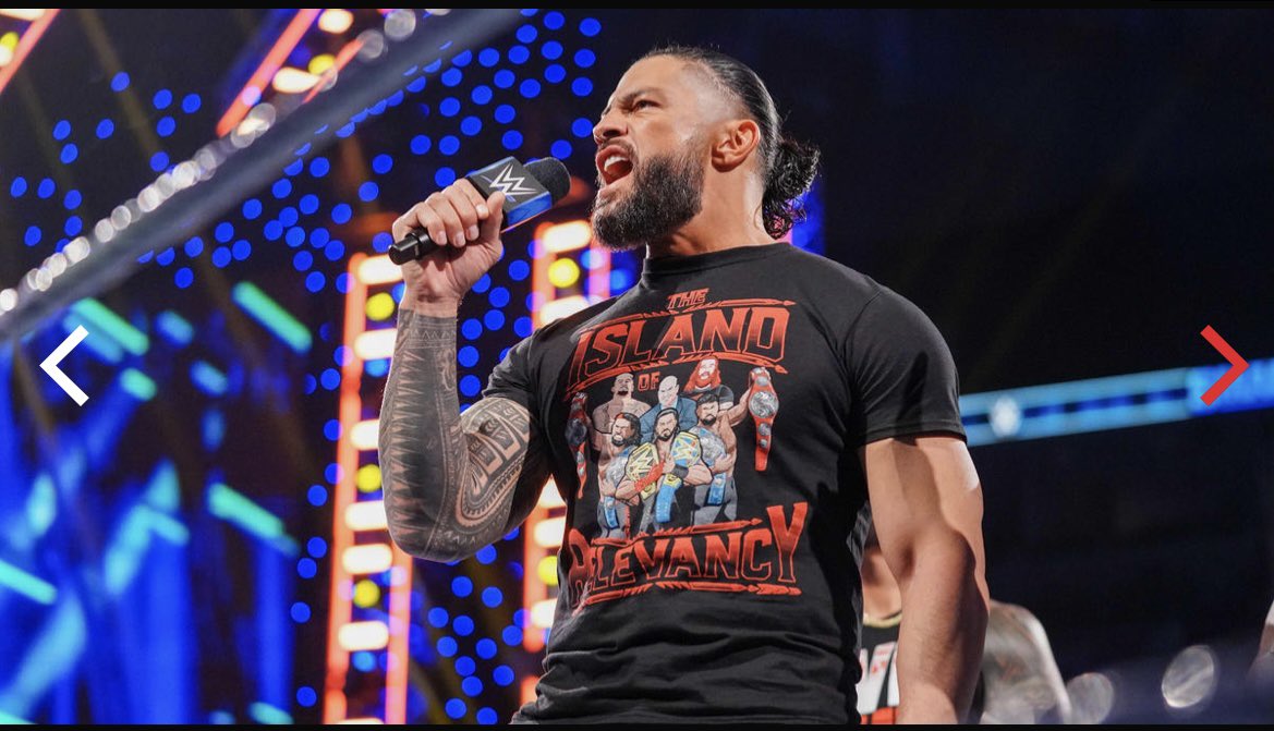 hourlyroman's tweet photo. #SmackDown digitals https://t.co/nL0Q4ZaTq8