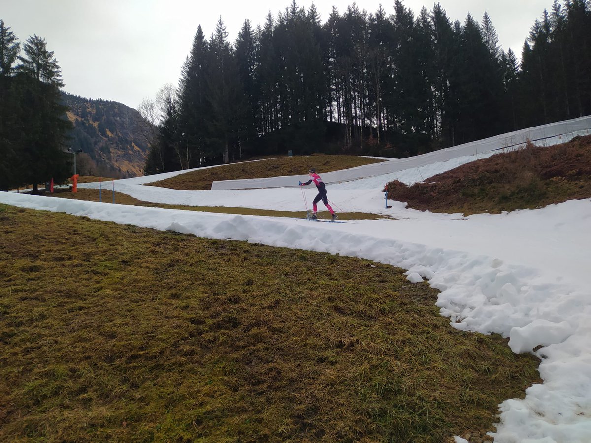 Pendientes hoy de #oberstdorf 🇩🇪 donde tenemos a <a href="/landertin/">Lander</a> e <a href="/Iratiicuadrado/">Irati Cuadrado</a> compitiendo en OPA

Gaur sprint-ak eta Bihar 20km lasterketa luzea!
 Animo bikote!!
