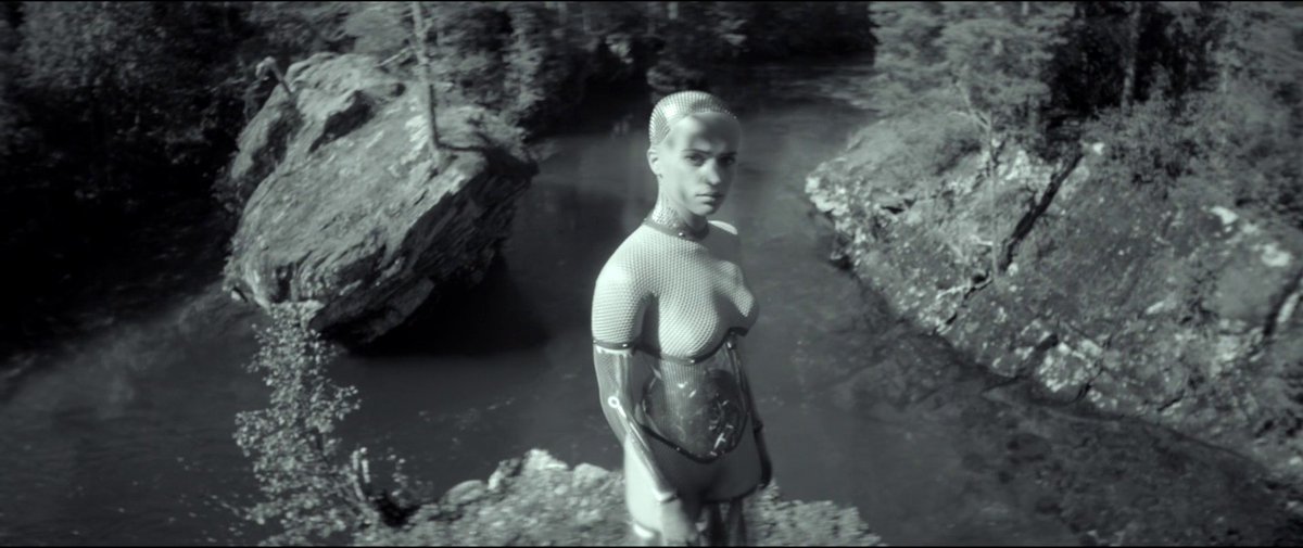 sjmay92's tweet photo. Ex Machina (2015) Dir. Alex Garland https://t.co/KlcwA39Vli