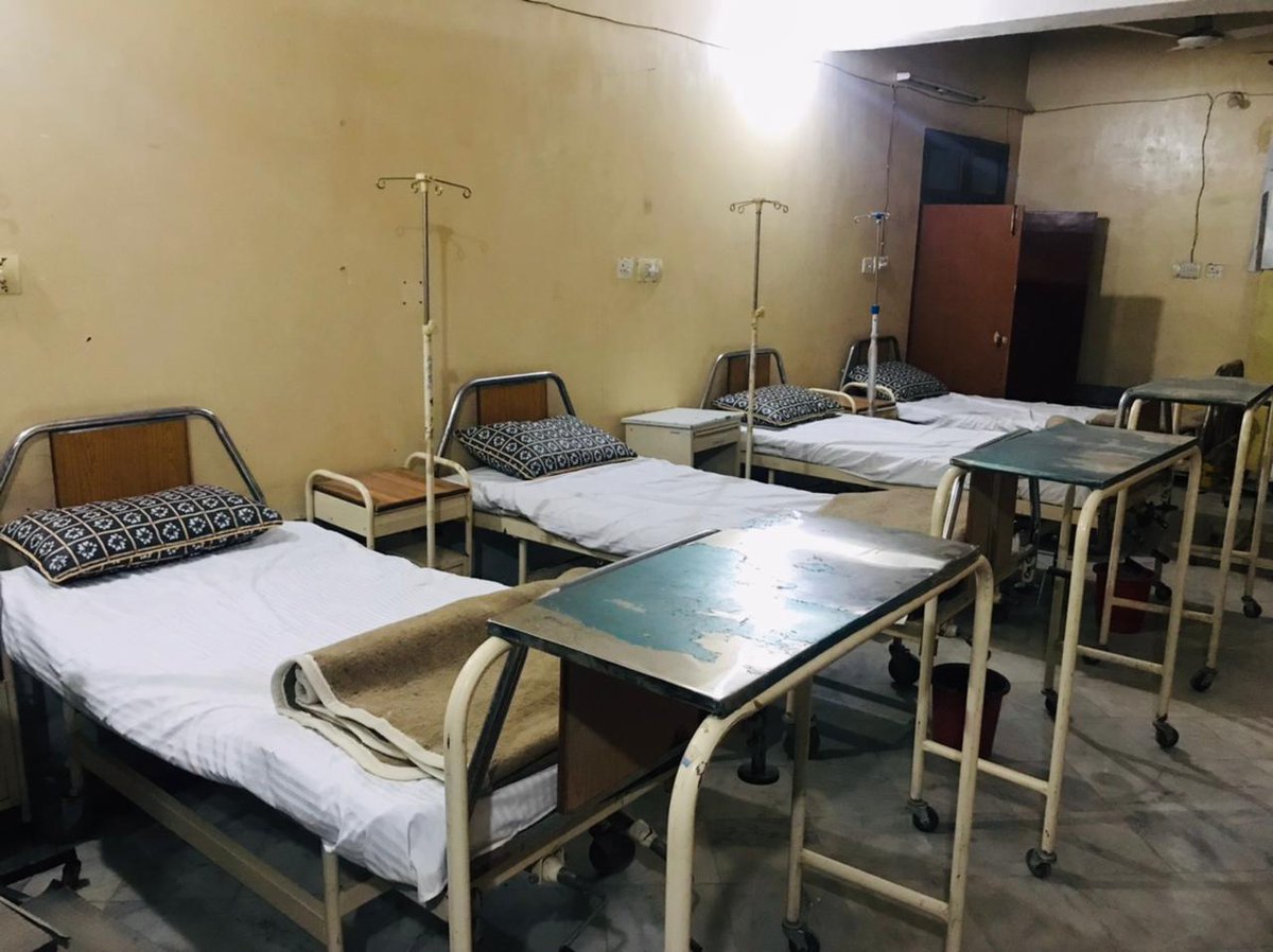 DrAmjadAli_PTI's tweet image. الحمد اللہ بفضل خدا وند کریم اور وزیر ہاؤسنگ ڈاکٹر امجد علی کی خصوصی دلچسپی سے تحصیل ہیڈ کوارٹر بریکوٹ کیٹیگری سی ہسپتال میں اپگریڈیشن کے بعد جنرل میڈیکل وارڈز کا باقاعدہ آغاز ہوگیا، اب اس میں 24 گھنٹے ڈاکٹرز، نرس سٹاف، میل نرس اور پیرامیڈکس دستیاب ہونگے...
#KPKUpdate