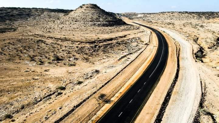 Abdalla__Yasiin's tweet photo. Dowladda Puntland & Shirkaddaa dhistay ba, way ku ammaanan yihiin u hagarbixidda jidkaan #Rabaable & laacdheere. https://t.co/4RyLGSKukd