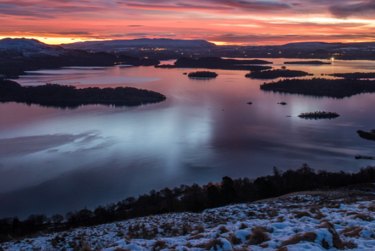 Loch Lomond comes to life in winter ❄️

Surrounded by snowy peaks and icy water, you’ll find a truly magical escape at Cameron Lodges.

Discover your next staycation: bit.ly/3G6btt5

#CameronLodges #LochLomond #Winter