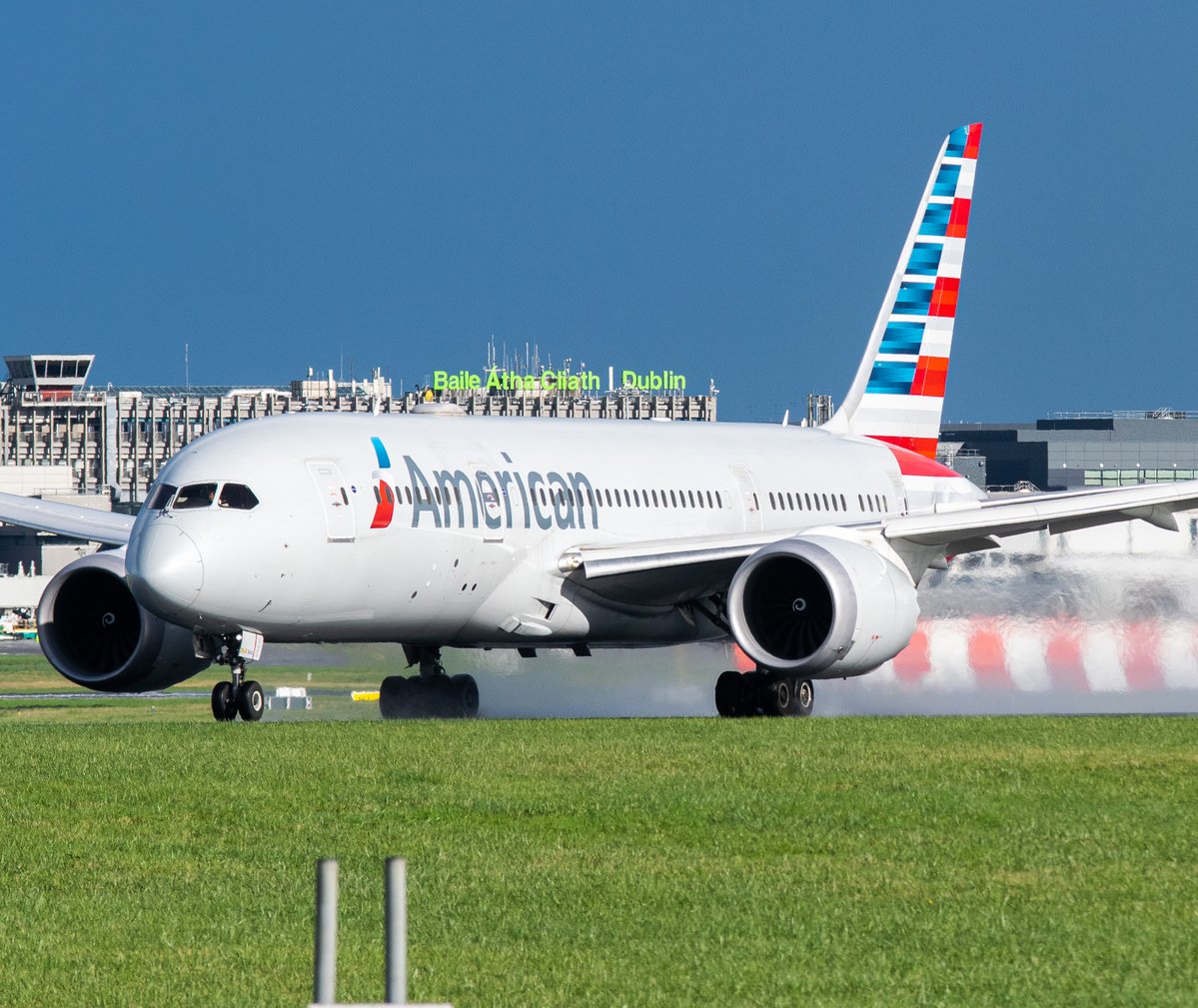 AvSourceNews's tweet image. #ANALYSIS | Using brand new statistics released by @RadarBoxCom, let&apos;s take a further look into American Airlines as a full-service legacy carrier.

Read more at AviationSource!

aviationsourcenews.com/analysis/a-rad…

#AmericanAirlines #RadarBox #AvGeek