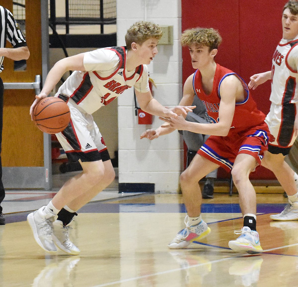 KyleNeddenriep's tweet photo. On a night when Jack Benter set Brownstown Central's all-time scoring record, it was the visiting team - undefeated, 3-point shooting Jennings County - that stole the spotlight. Story: https://t.co/8m52Uny9Iz https://t.co/eQ0wMU2llE