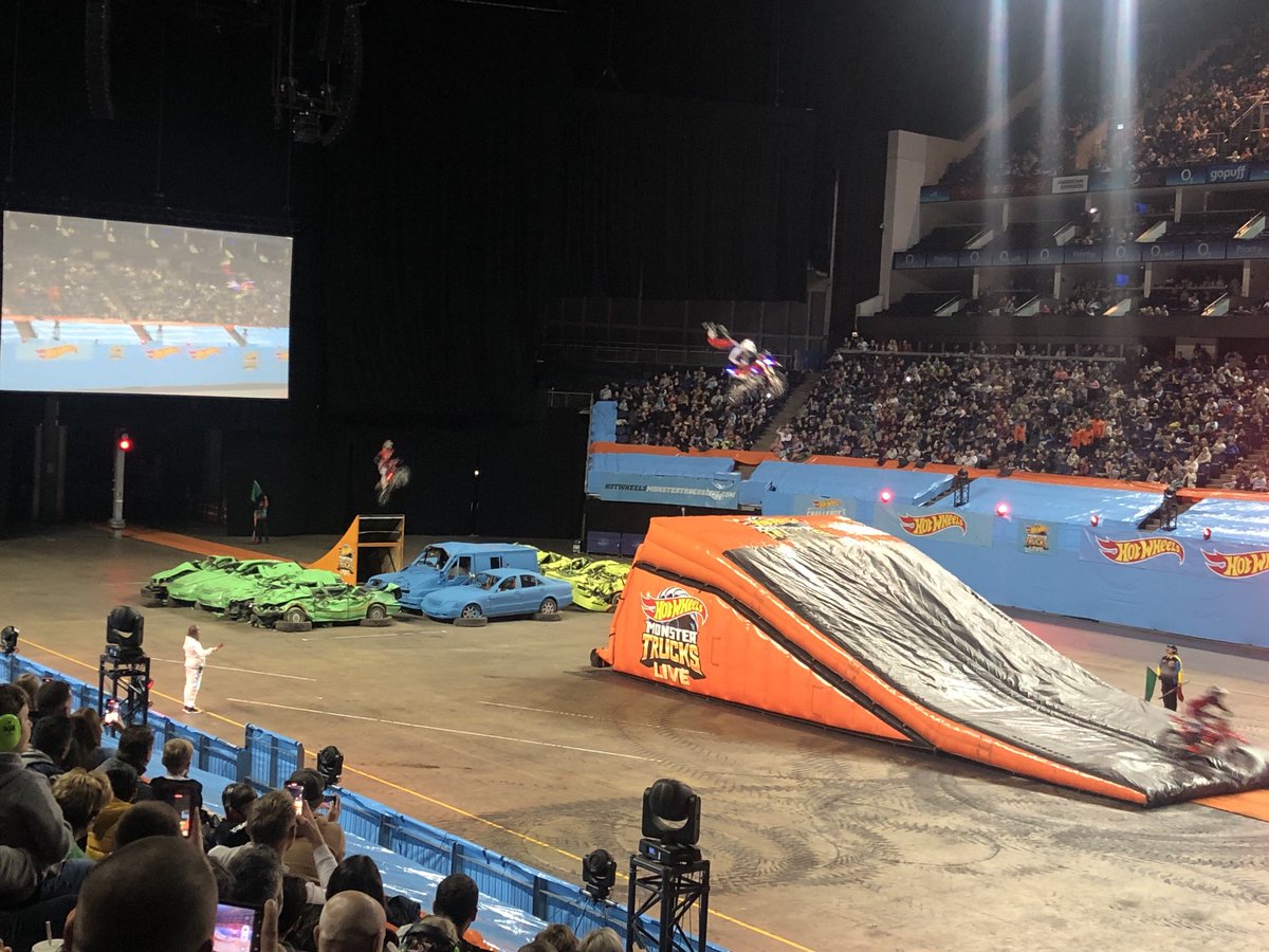 cprowse601's tweet photo. And a bit of freestyle motor cross at #hotwheelsmonstertruckslive https://t.co/48H9KshajB