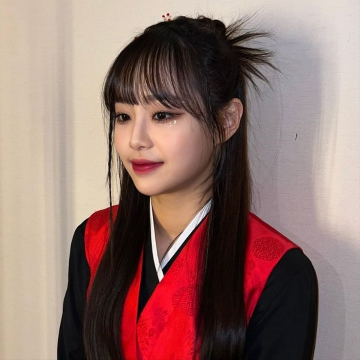 chuu pic #6