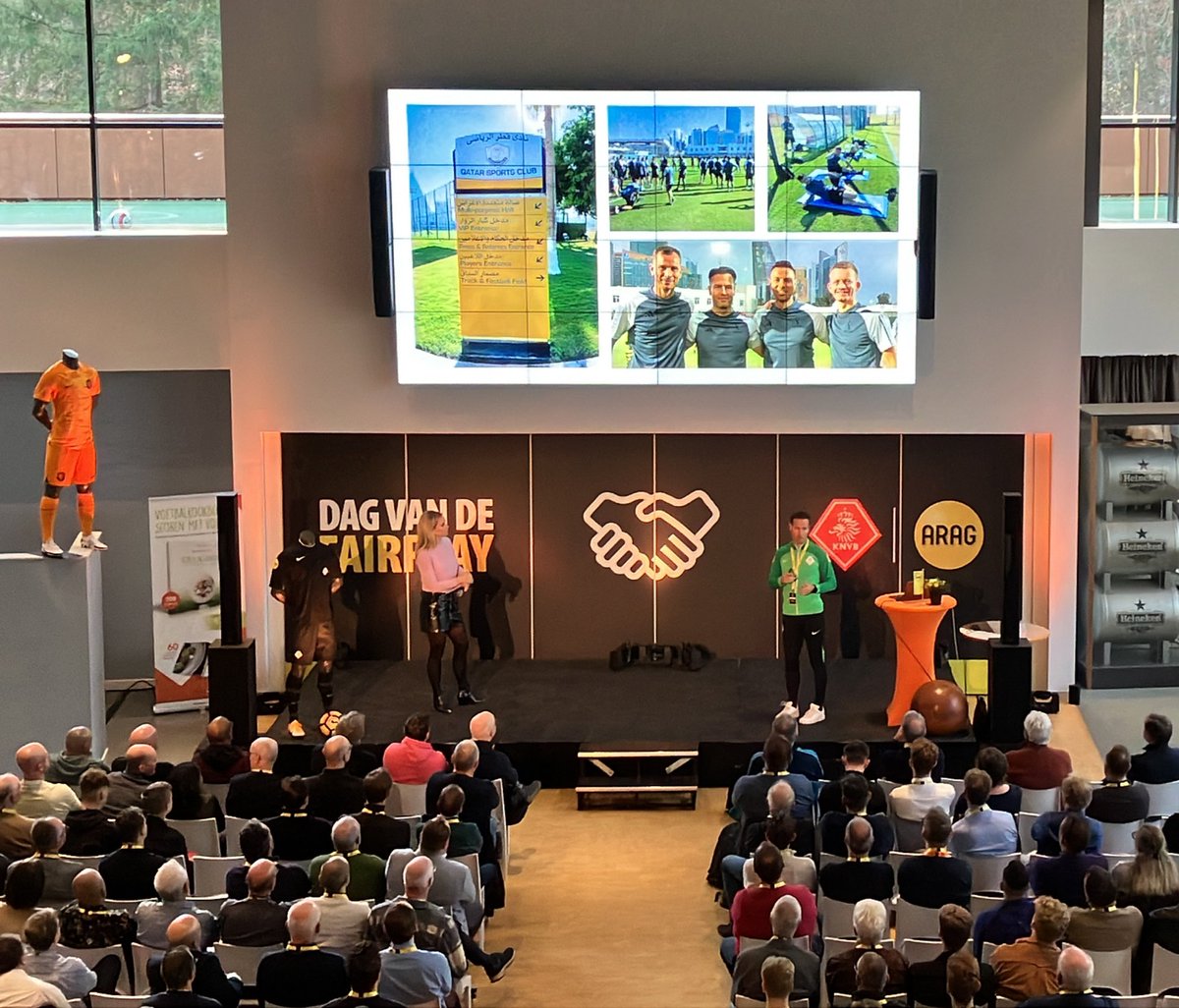Dag van de FairPlay! Aan het eind van de dag weten we wie er amateurscheidsrechter van het jaar is. <a href="/ARAG_nl/">ARAG Nederland</a> <a href="/KNVB/">KNVB</a>