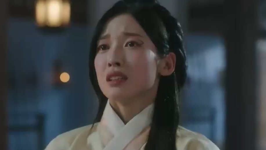 syrenediary's tweet photo. EXCUSE ME??? WHAT THE FUCK HAPPENED THEY ARE ALL CRYING?#?%$?  #AlchemyOfSouls2Ep9 https://t.co/3KCrSMl5u3