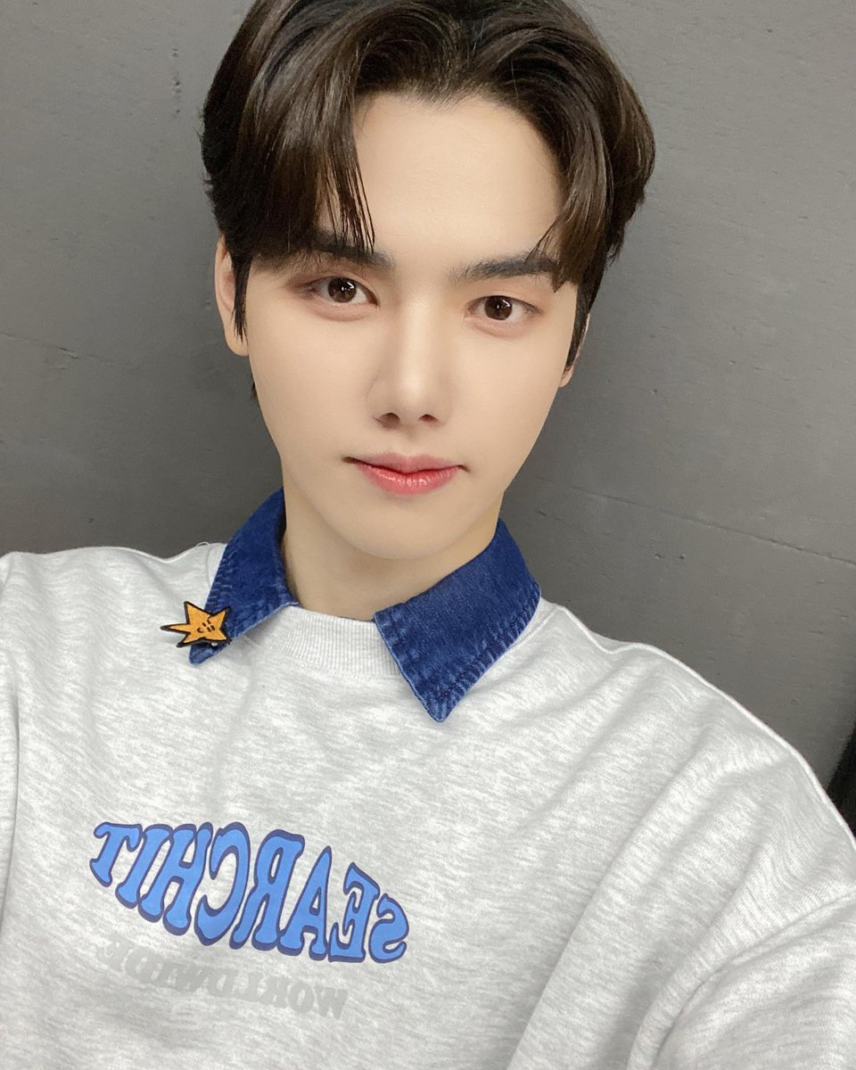 VitaMinhee_TH's tweet image. [INSTAGRAM] 
230107 | #มินิสตาแกรม

[#C_LOUD] #Searchit งานแฟนไซน์ @searchit__

🔗 instagram.com/p/CnHaMTxrrrw/…

#강민희 #KANGMINHEE #มินฮี
#CRAVITY #크래비티 #คราวิตี้