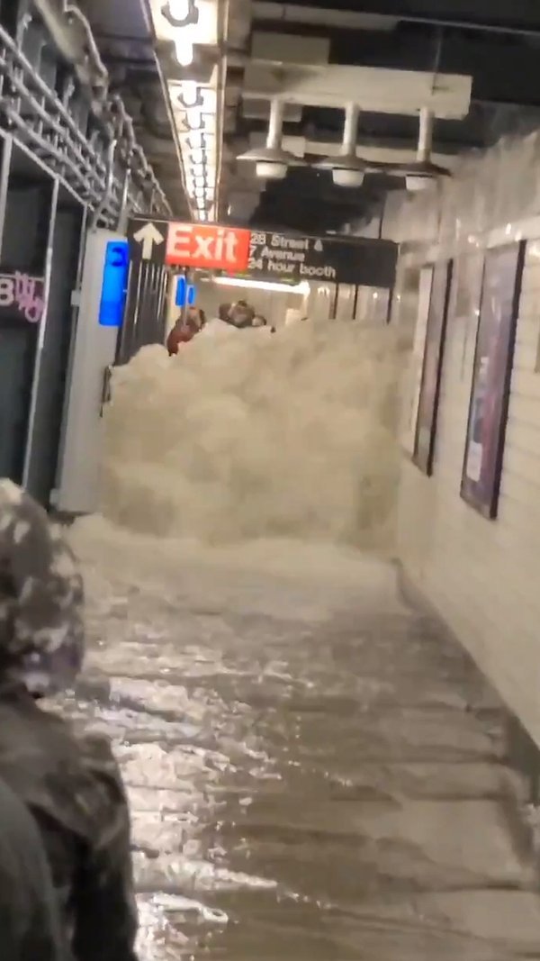 MawcDrums on Twitter "dosmasdos618 Here's what the subways looked