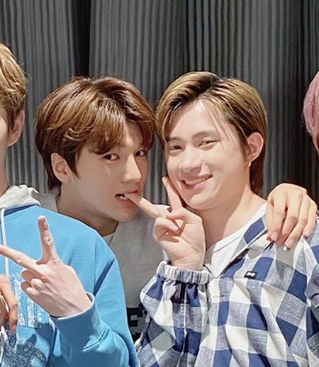 ruippin's tweet photo. Feed Junseo &amp; Junho so they stop biting their members https://t.co/zDHBsB0PV3