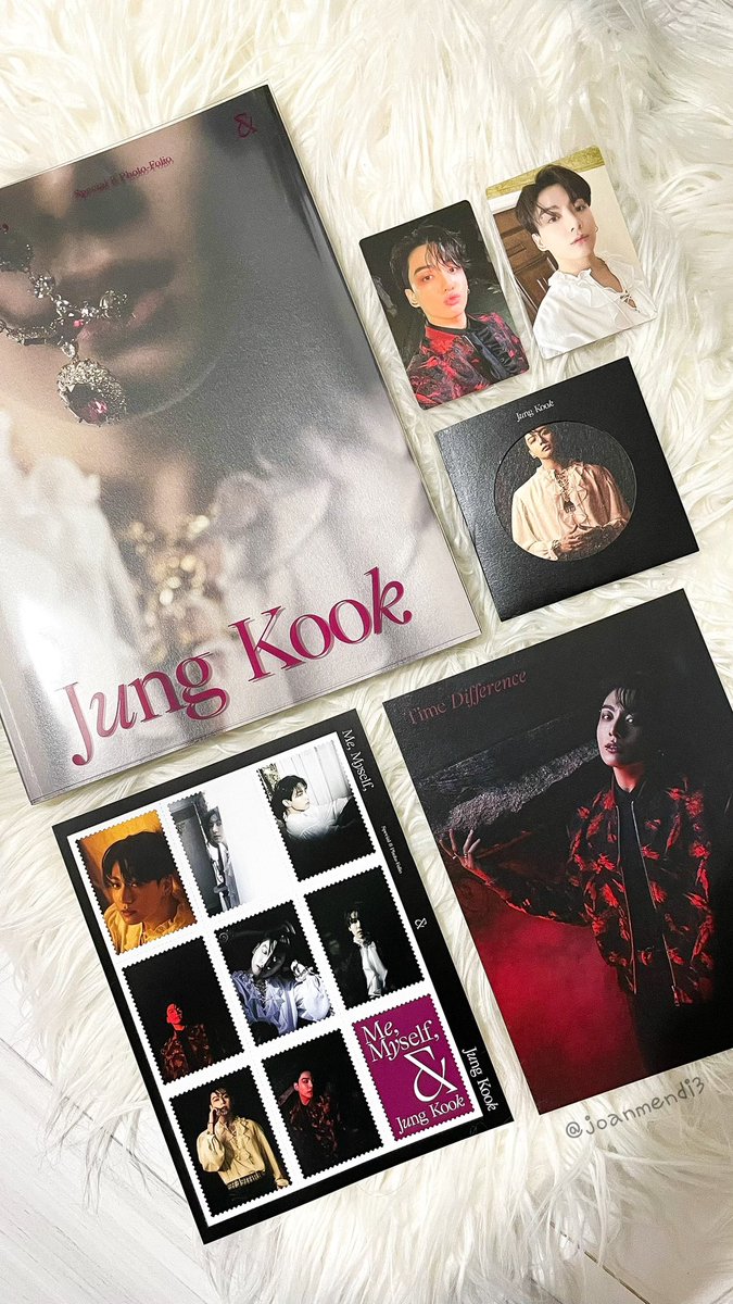 joanmendi3's tweet photo. Jungkook’s Photofolio is definitely worth the wait!!! I really really love his photoshoot concept. They used the felt texture paper that I like too. Everything screams perfection. 😭❤️🍇🍷✨

TYSM @BangtanBudol for the smooth transaction! 🤗

#TimeDifference #Jungkook https://t.co/utMuckBoDD
