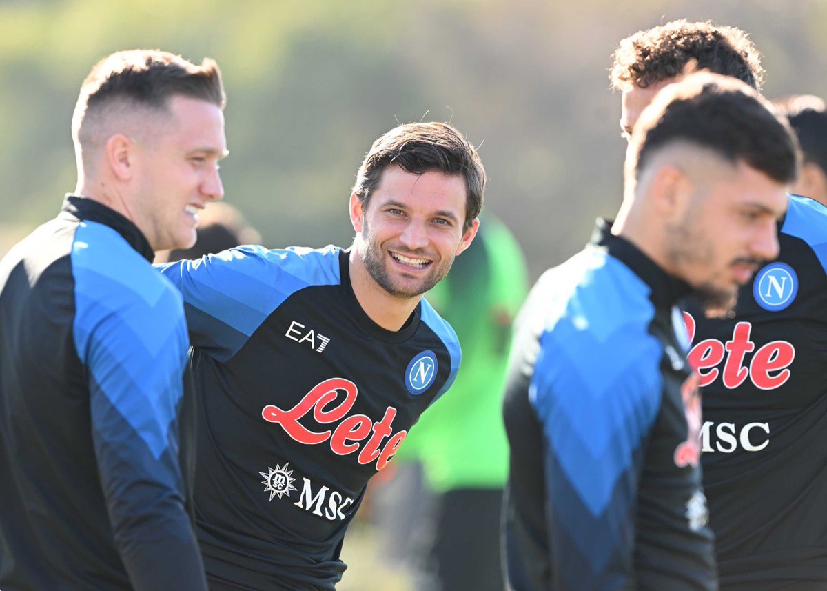 Official SSC Napoli tweet media