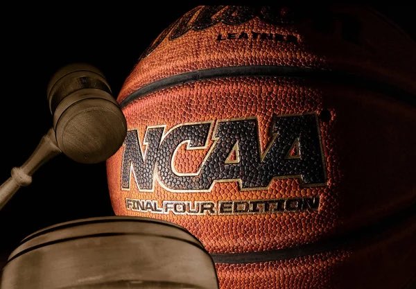 JoeDamicoWins's tweet photo. 115 games on the NCAAB main board. Doing #’s since 2 am pst. Have 9 games (7 dogs 2 favs) to dive into after all that. #BEPARTICULAR #SPORTBETTING #bettingexpert #sportsbettor #sportshandicapping #sportsbook #ncaab #cbb #bettingpicks @sportsmemo GO TO ➡️https://t.co/t2YcUCcZNt ⬅️ https://t.co/jczZCk2hIo