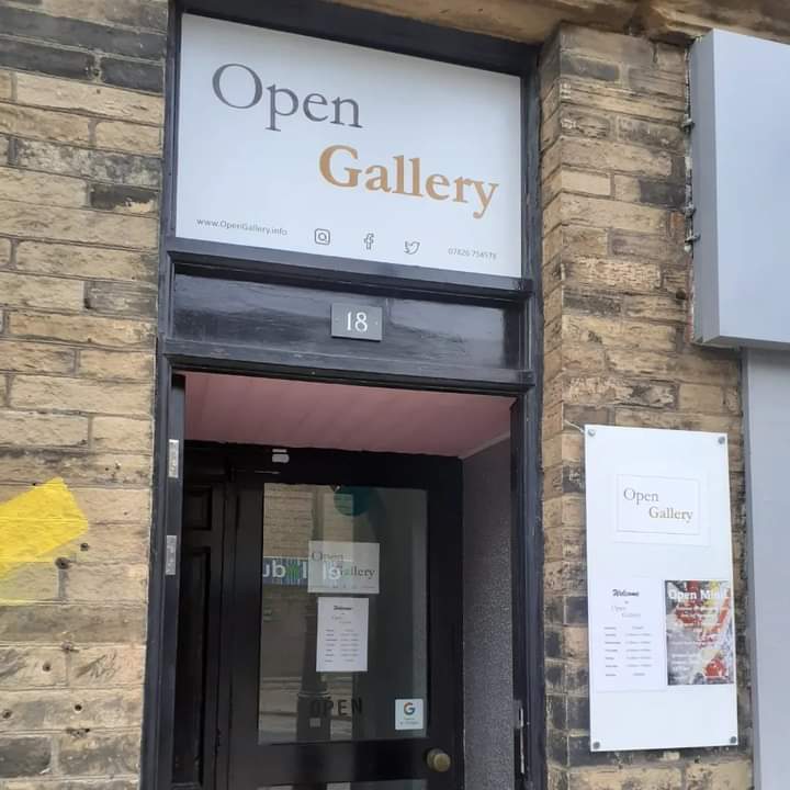 I have two paintings in this exciting upcoming exhibition at the Open Gallery in Halifax! 

Winter Exhibition - Open Call Groupshow 
Venue: Open Gallery in Halifax, West Yorkshire 
Exhibition Dates: Wed 1st Feb - 21st Feb 
Preview: Wed 1st Feb (5pm-7pm)

#halifax #artexhibition