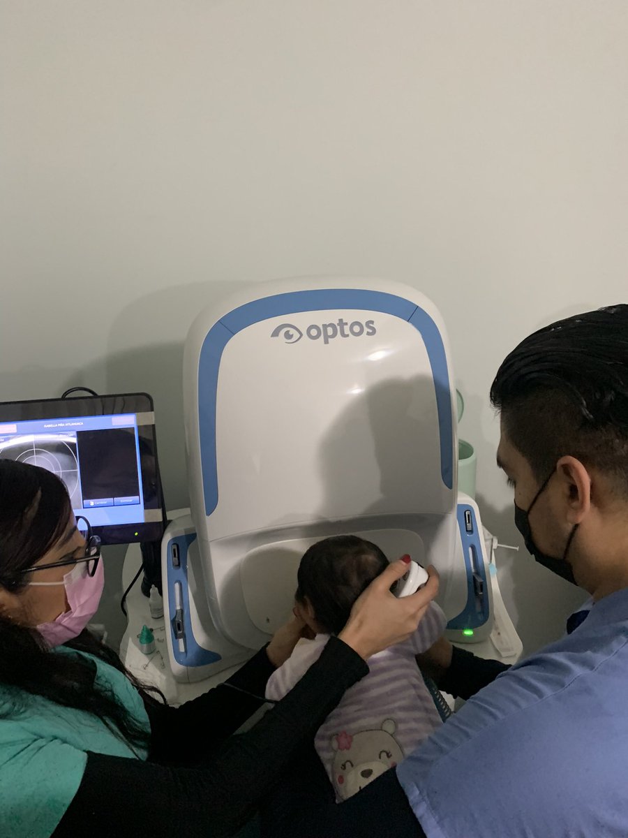 retinamexico's tweet photo. Angiografía de retina con la técnica de flyingbaby #optomap #retinapediatrica https://t.co/FI24DLwj0R