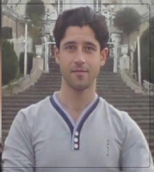 SafaiDarya's tweet image. Horrific. 

Another major disaster .
The Islamic Republic hanged two innocent young men who simply came to the streets for their basic rights and freedom.

Seyed Mohamad Hoseini and Mohamad Mehdi Karami. 

R.I.P 💔 1/3

#MahsaAmini #IranRevolution #SeyyedMohammadHosseini