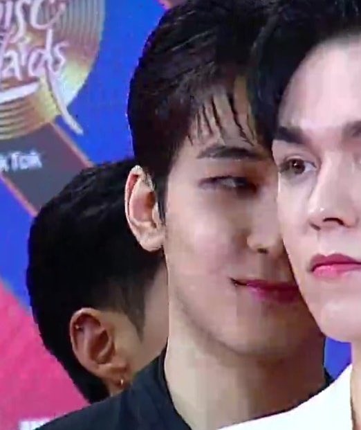 hosh1maoy's tweet photo. ngiting “lahat kayo magseswerve sakin ngayon” 😼 https://t.co/QAopEnkXqU