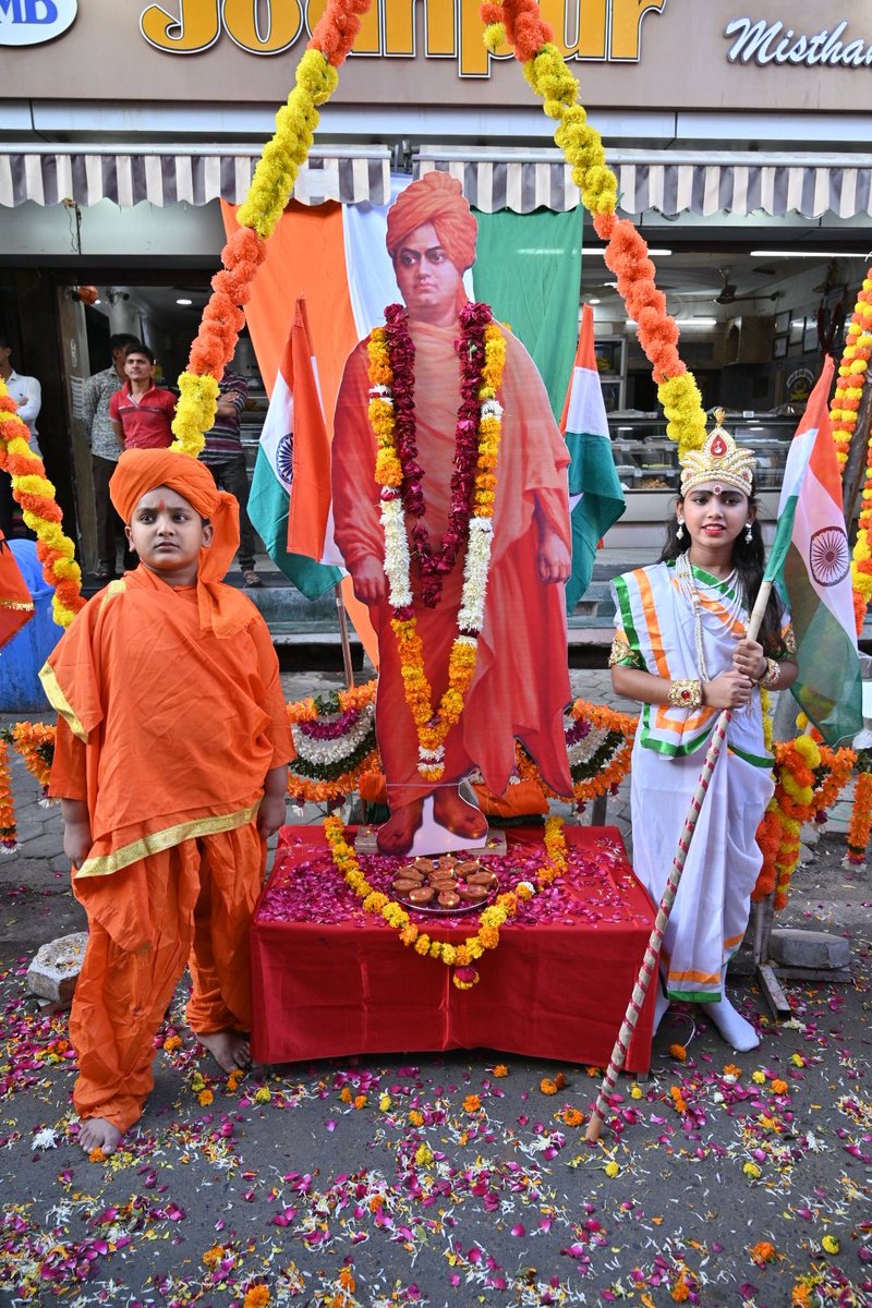 hariomGsinghal's tweet photo. #Vivekananda_Sandesh_Yatra
#Vivekananda_Kendra51 https://t.co/i3eKuetQtS