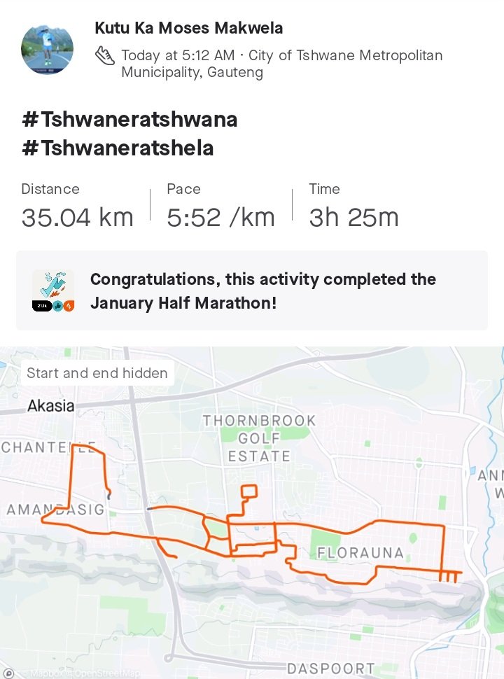 onthaza's tweet photo. This was supposed to be 32km training run, I got lost after 10km and caught up with them after 26km. I should have waited for the people who were behind me.
#Tshwaneratshwana
#Tshwaneratshela
#Remapheli
#IPaintedMyRun https://t.co/1XHBzjMBxg