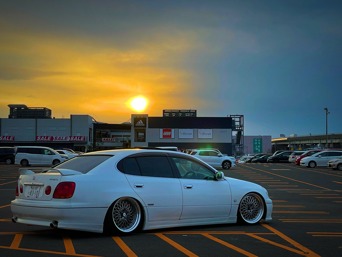 仙台に来てると言ったら会いに来てくれた😭
実物を見たい部分があったらとても参考になりました👌
次回は早めに連絡しますね😁
ありがとう😃