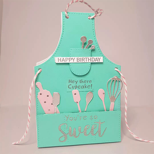 papermilldirect's tweet photo. We weren't sure if we had shown you Alison's awesome apron last year, but with a card this cute, why not shout about it twice? 
📷 = Design Team member Alison https://t.co/mYuyC5Gd8a