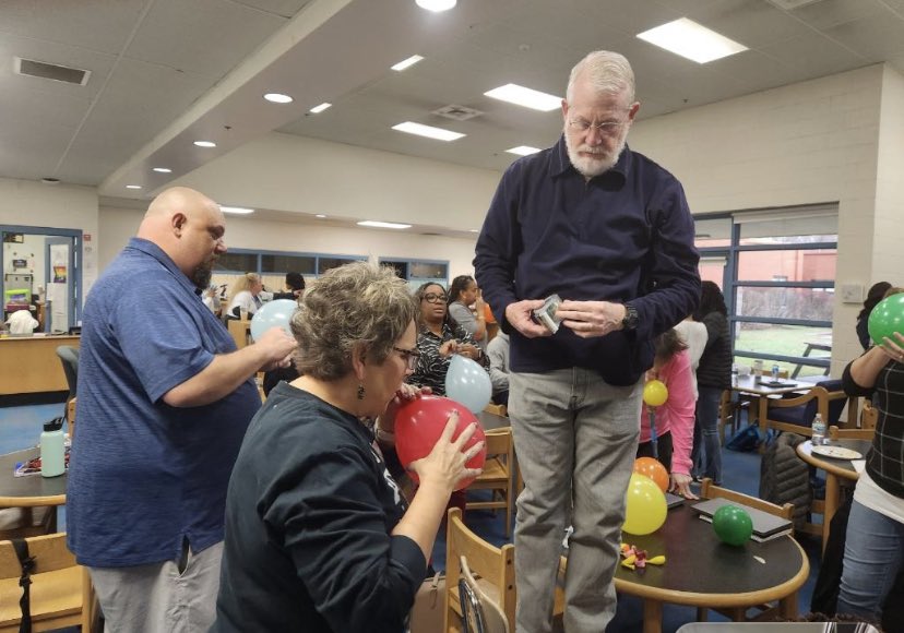 skillset_lyons's tweet photo. Promote team interactions that create a learning community. In order to move the needle, we must go beyond what teachers need to do to address root causes that require cultural and systemic change.#ReSet2023🍎🦅🫶🏽 https://t.co/sDN0DJDjLI