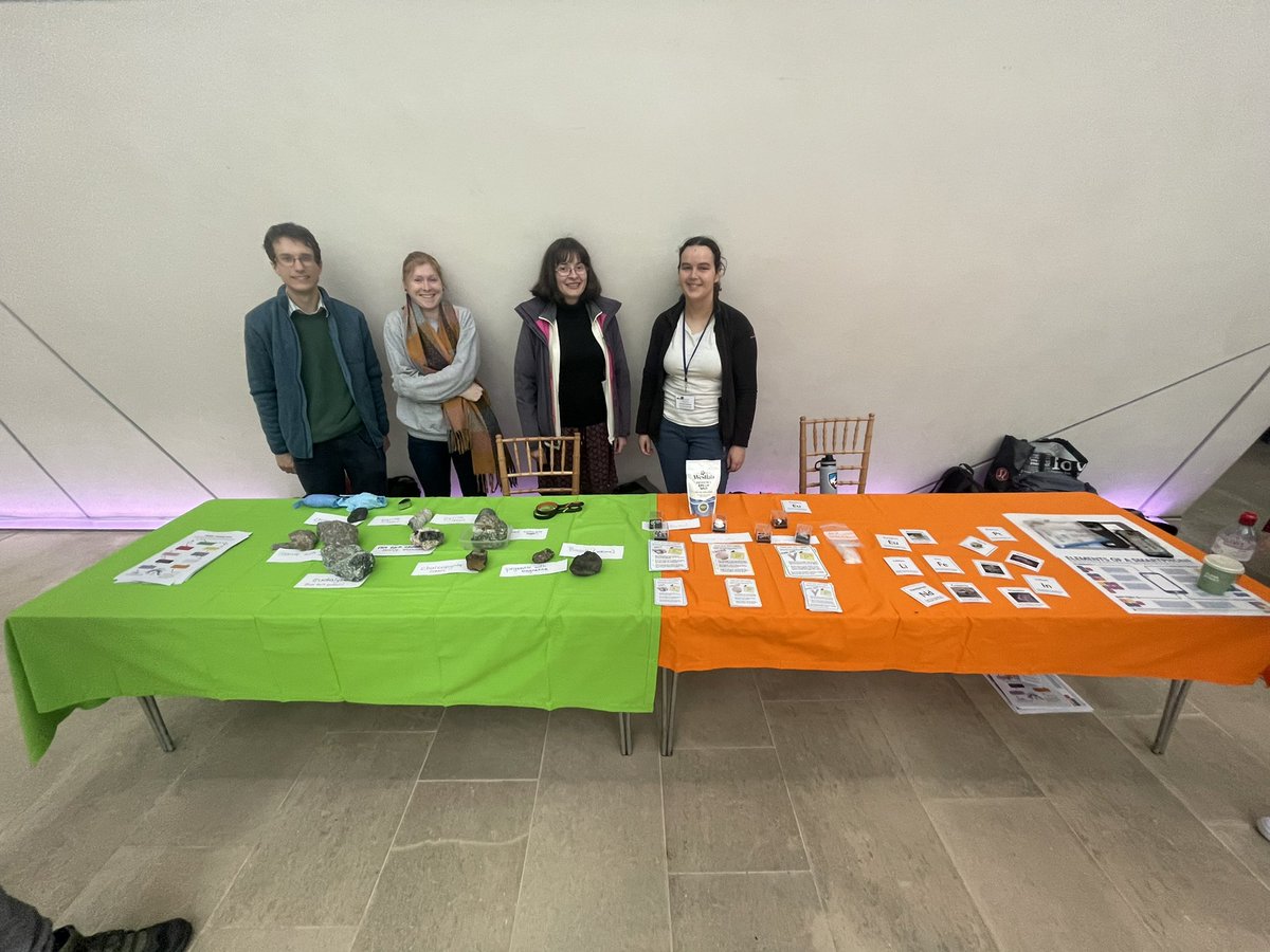 Ever wondered where the elements that make up your phone come from and what resources host them? Come check us out at the <a href="/NHM_London/">Natural History Museum</a> today! 

<a href="/EarthSciCam/">Cambridge Earth Sciences</a>