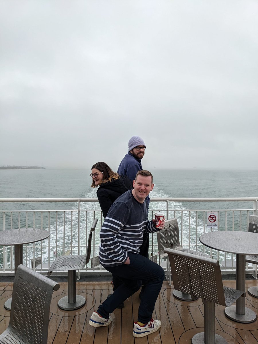 drama_hold's tweet image. We've landed on the Isle of Wight! Ready for an action packed weekend of rehearsals, performances and probably some fish and chips #IOW #music #education #theatre #bembridge