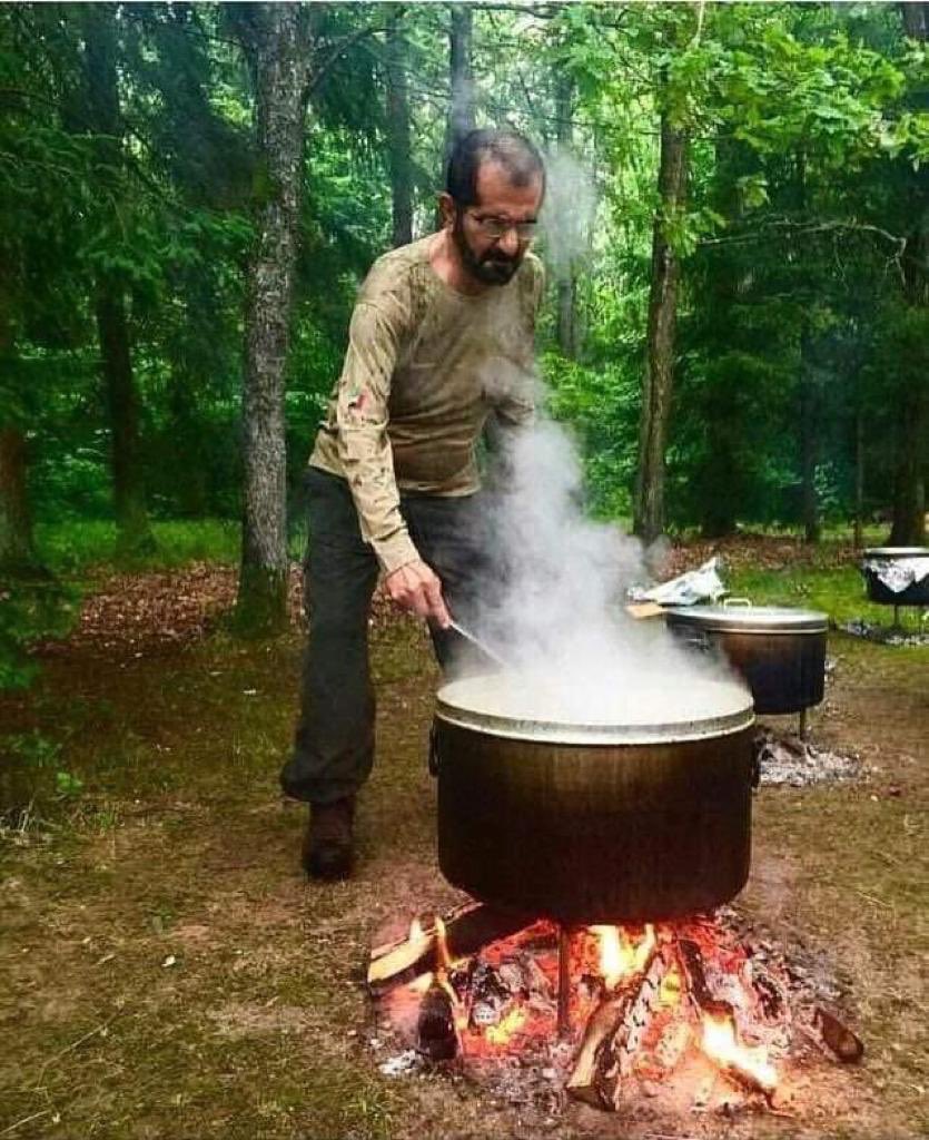 DrAhmedKalebi's tweet photo. This is how the Ruler of Dubai holidayed by having a most simple getaway in a remote Masai village

The photos always jazz me every time I think of his 2019 holiday trip while countless flock to his emirate destination

Simplicity is often the most sophisticated priceless luxury https://t.co/AO2vlT8OMO