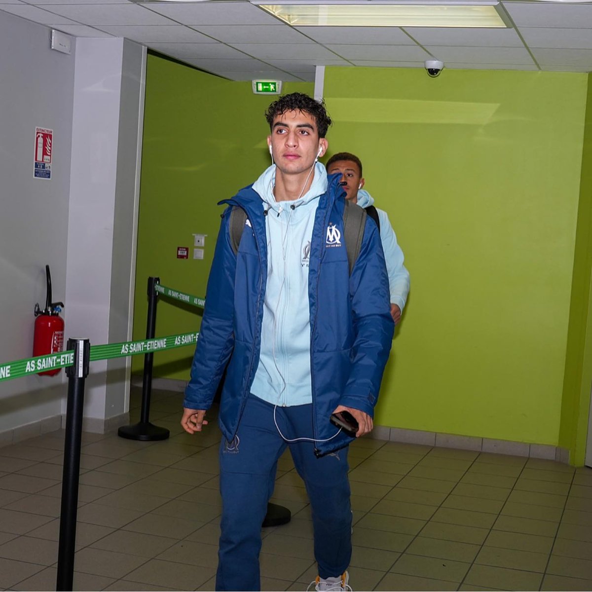 Olympien2613's tweet photo. Oussama Targhalline sur Instagram : "Une page se tourne ! Je tiens à remercier tous les membres de @OM_Officiel pour tous ce qu’ils m’ont apporté durant mon passage au club. Je vous souhaite le meilleur." #TeamOM https://t.co/BSDx3W4b0Z