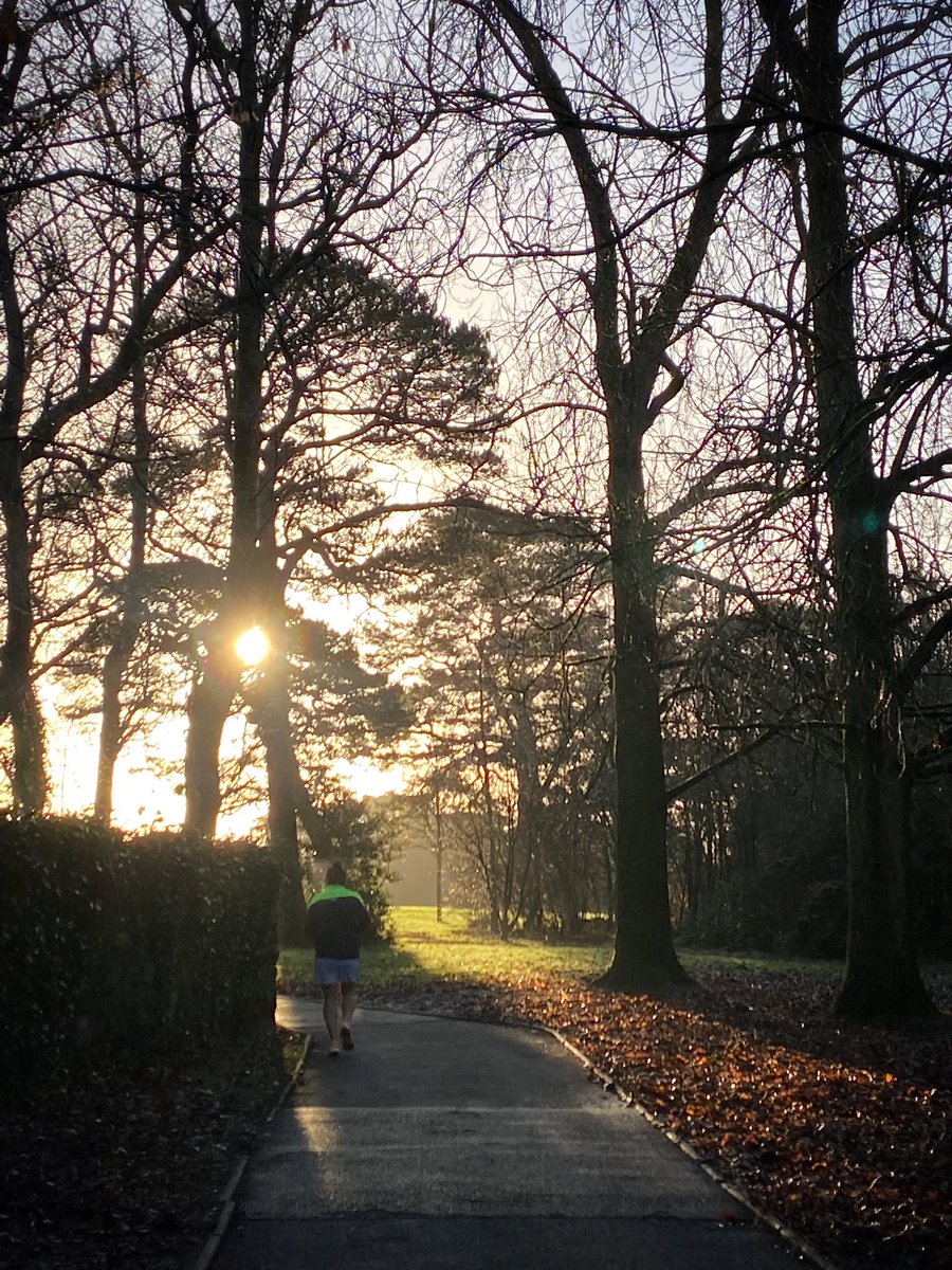 _jamesgrieve's tweet photo. Nice weather just about made up for the return to running
#fallsparkrun #newyearnewme https://t.co/zhquMHdfnQ
