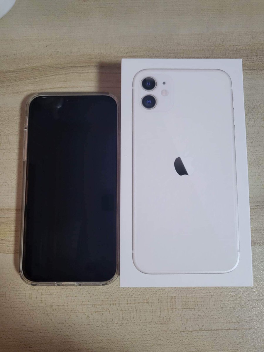 liniarchives's tweet photo. wts lfb ph
- iphone 11, 64 gb
- 100% battery health
- bought last jan 3, 2023
- original, good as new (no defects)
- with original charger and box. with free phone case and installed screen
 
asking price: 24,000 (bought for 27,000) https://t.co/uQv5cmtFGA
