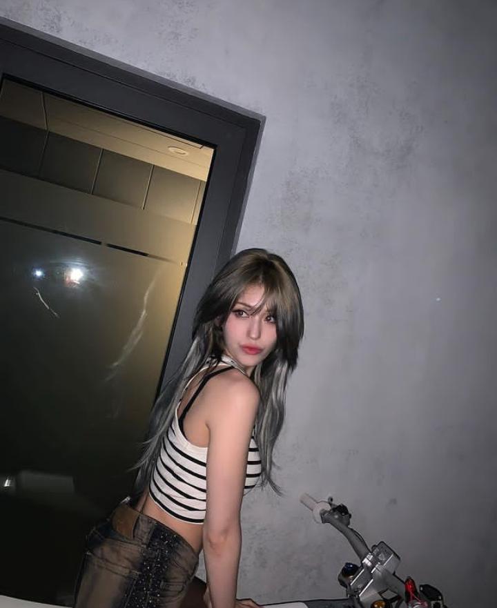 ofseomi's tweet photo. Ayang aku cekci ga😚😚 https://t.co/BnDKbn68vH