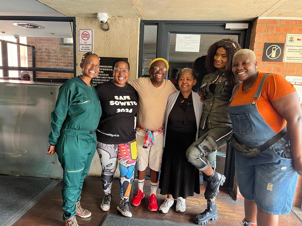 MissNtsikiMazwai On Twitter We Just Met Hector Peterson Sister missntsikimazwai-on-twitter-we-just-met-hector-peterson-sister