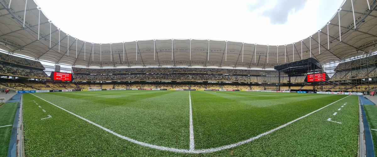 AFFPresse's tweet image. AFF Mitsubishi Electric Cup 2022 - Semifinal 2, First Leg - Malaysia vs Thailand - Bukit Jalil National Stadium - TWO HOURS TO KICK OFF!

#AFF
#AFFMitsubishiElectricCup2022
#AMEC2022