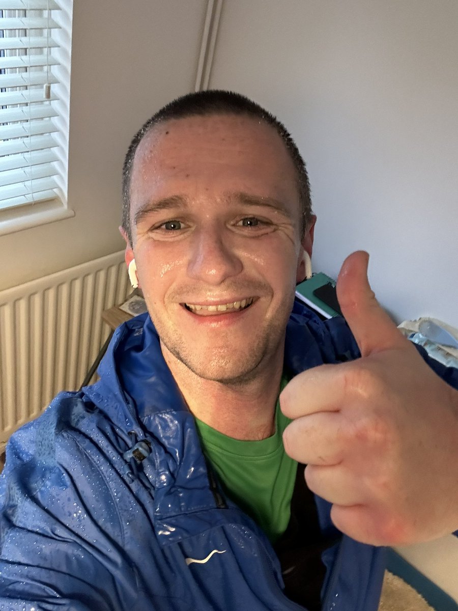 No surprise todays match has been postponed 🌧️ 

But that didn’t stop me getting out for a 30 minute jog to keep the legs ticking over and getting miles in for #REDJanuary2023

Good luck to all who manage to avoid the weather and get a game #ThirdTeam 

@sportinmind